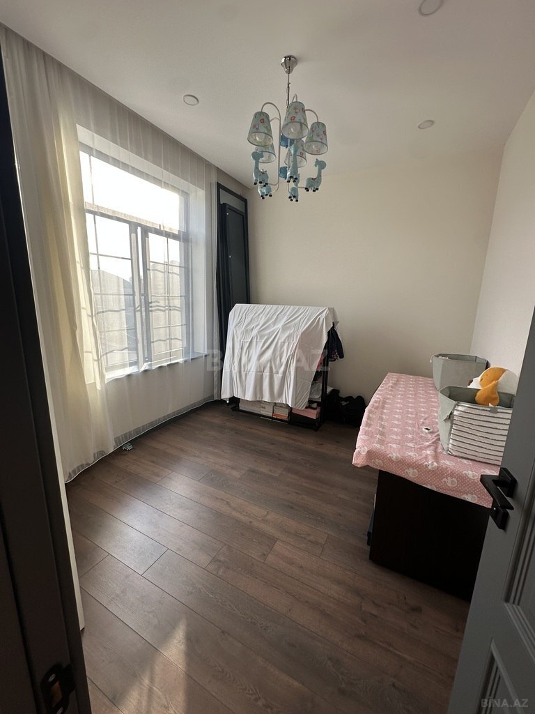 8 otaqlı həyət evi/bağ evi - Bakıxanov q. - 250 m² (21)