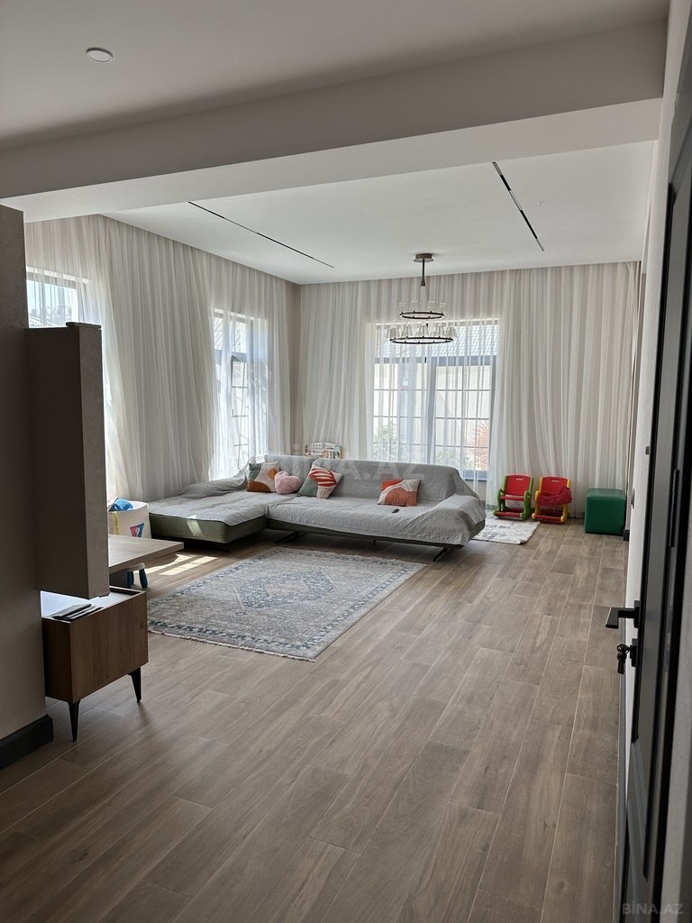 8 otaqlı həyət evi/bağ evi - Bakıxanov q. - 250 m² (3)