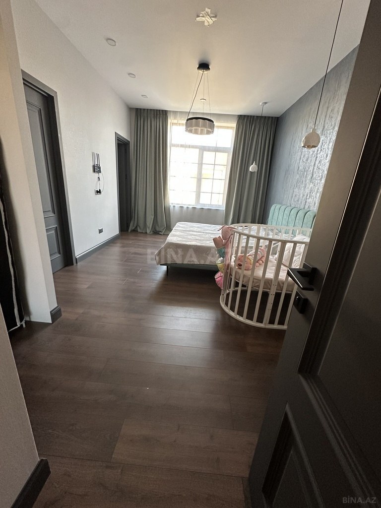 8 otaqlı həyət evi/bağ evi - Bakıxanov q. - 250 m² (18)
