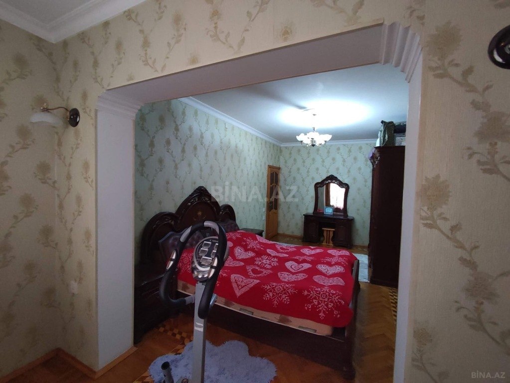 4 otaqlı köhnə tikili - Neftçilər m. - 105 m² (4)