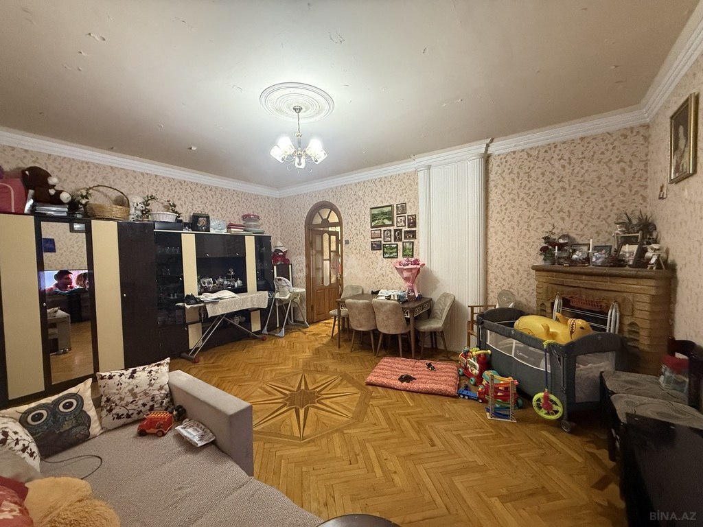 3 otaqlı köhnə tikili - Bakıxanov q. - 80 m² (14)