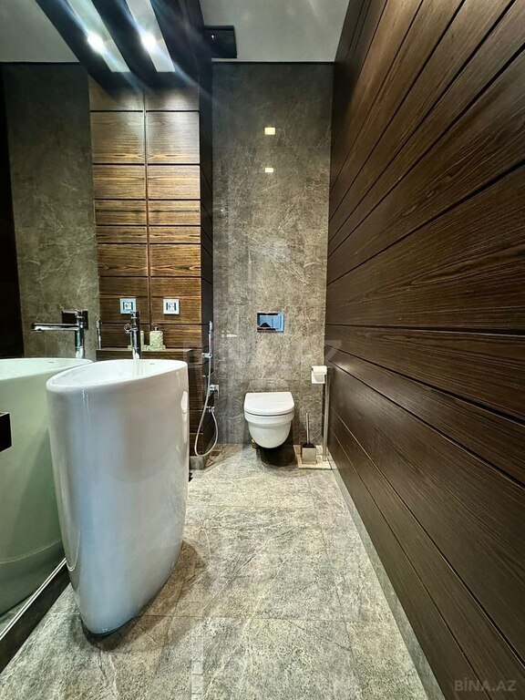 4 otaqlı həyət evi/bağ evi - Şıxov q. - 400 m² (2)