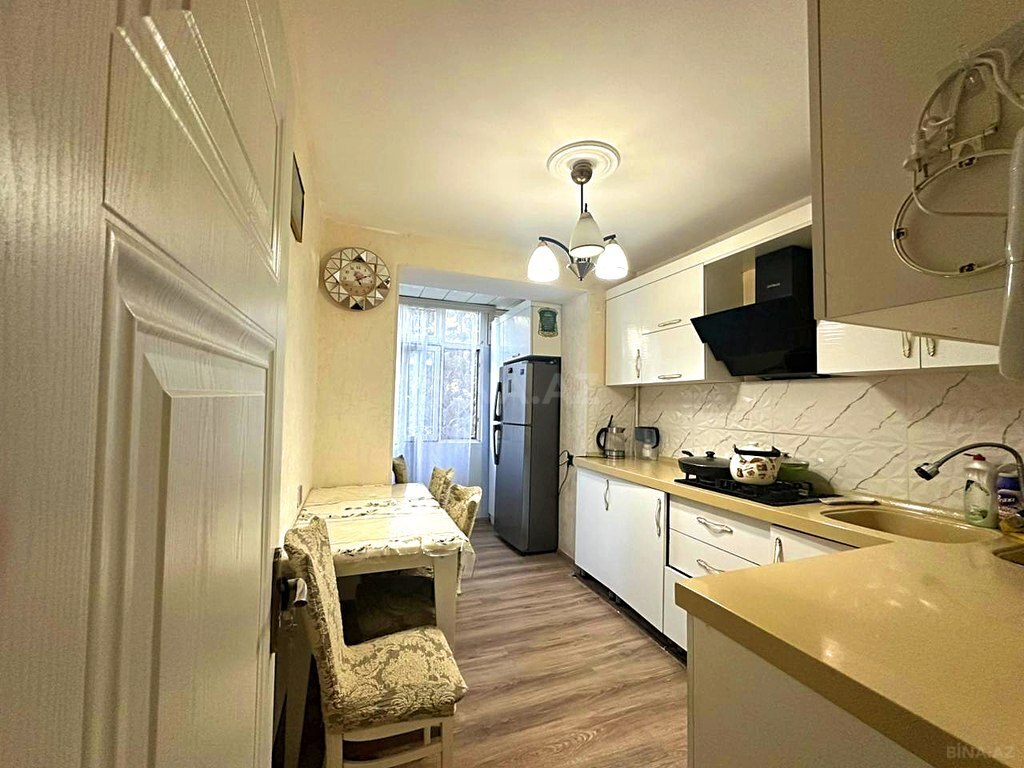 4 otaqlı köhnə tikili - Neftçilər m. - 100 m² (13)