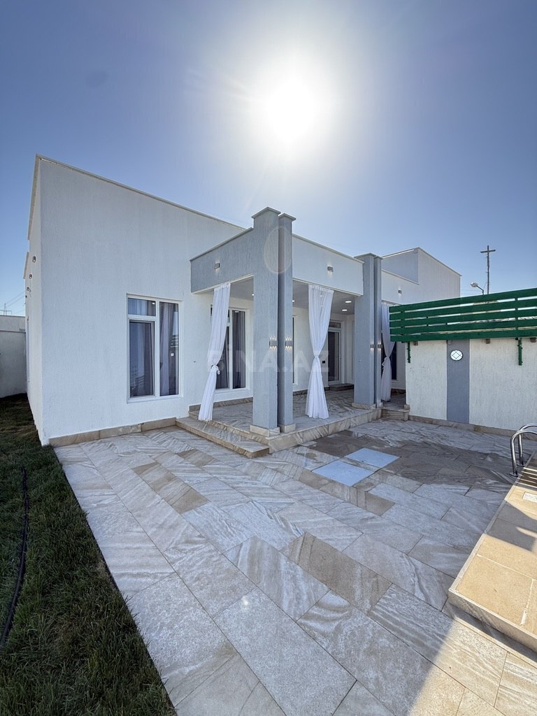 4 otaqlı həyət evi/bağ evi - Şüvəlan q. - 135 m² (2)