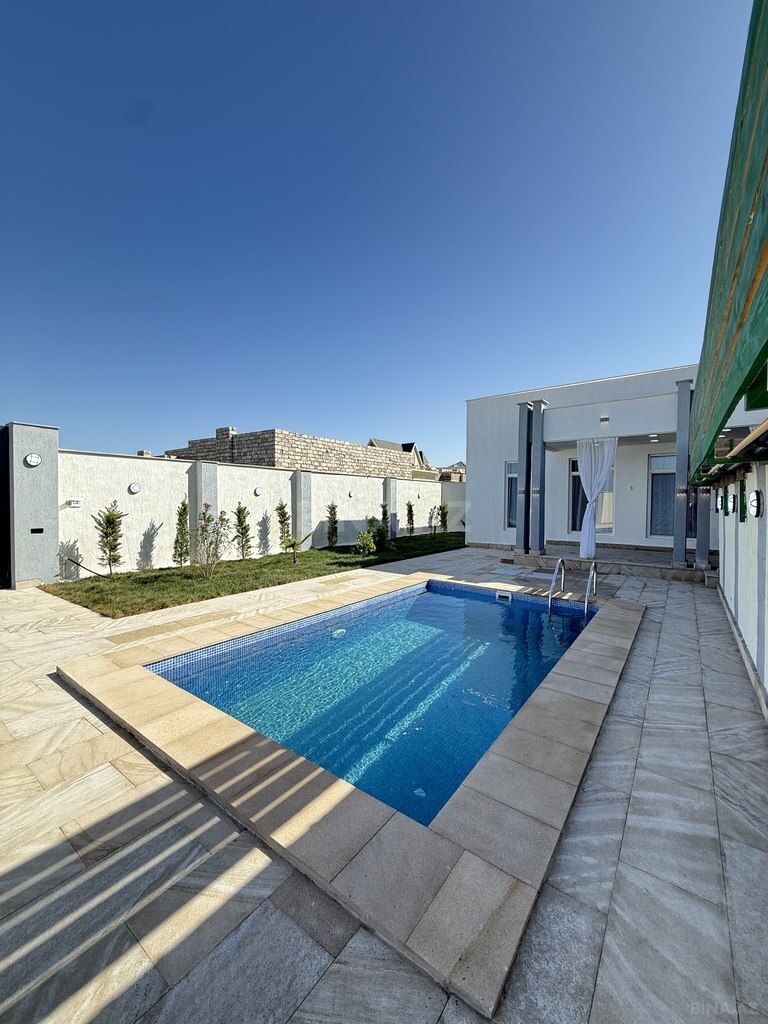 4 otaqlı həyət evi/bağ evi - Şüvəlan q. - 135 m² (1)