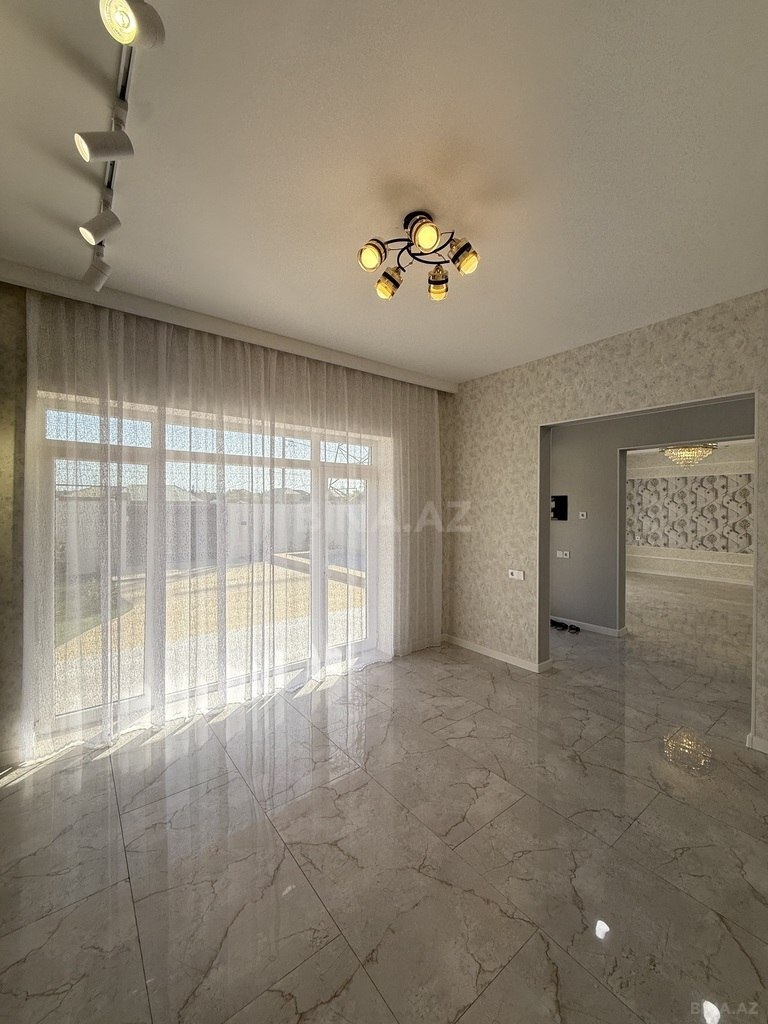 4 otaqlı həyət evi/bağ evi - Şüvəlan q. - 145 m² (15)