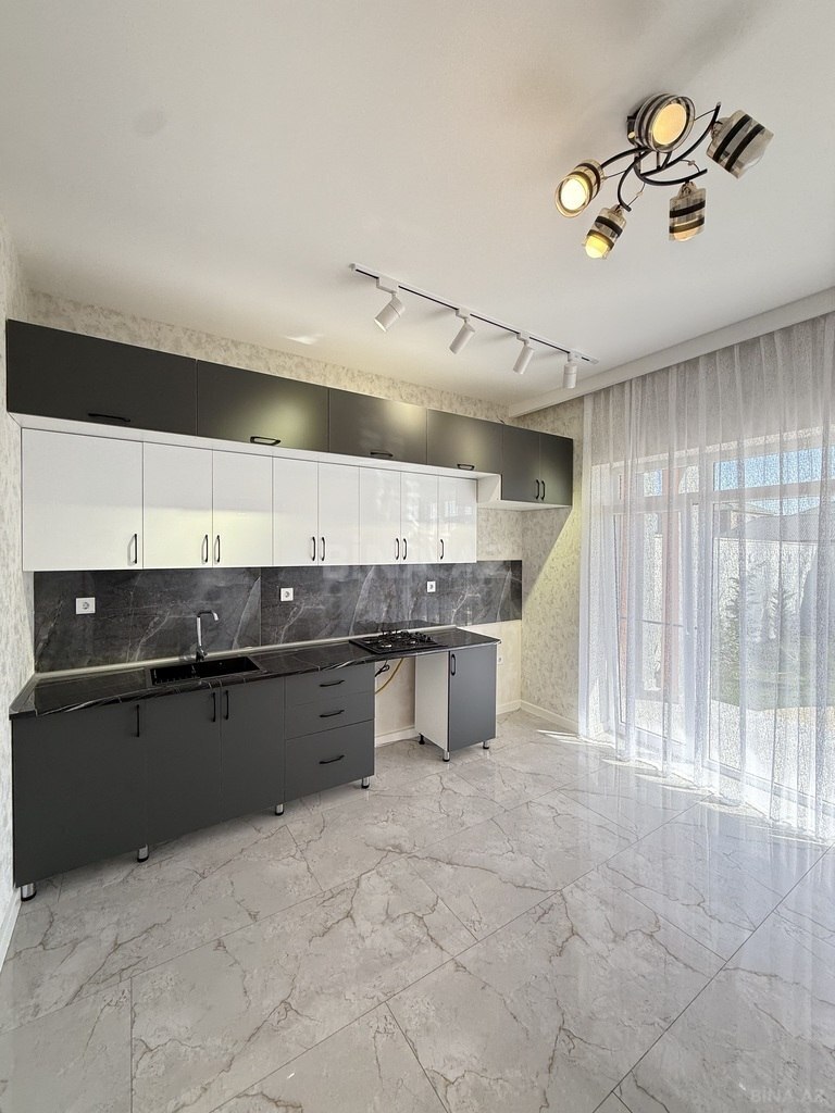 4 otaqlı həyət evi/bağ evi - Şüvəlan q. - 145 m² (14)