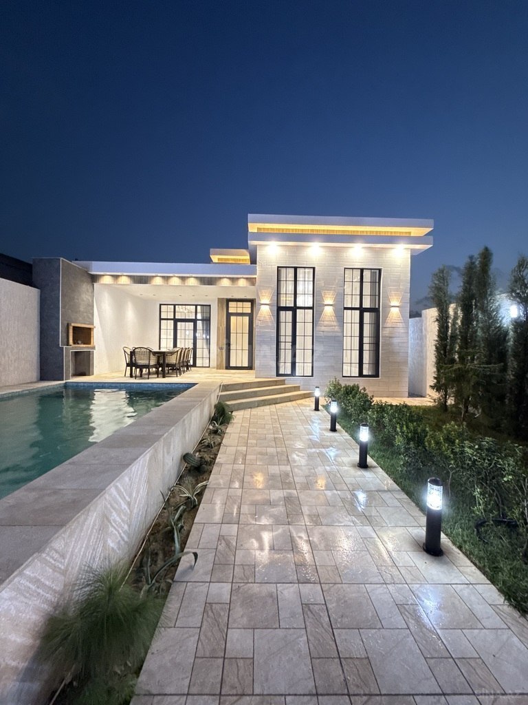 4 otaqlı həyət evi/bağ evi - Mərdəkan q. - 145 m² (1)
