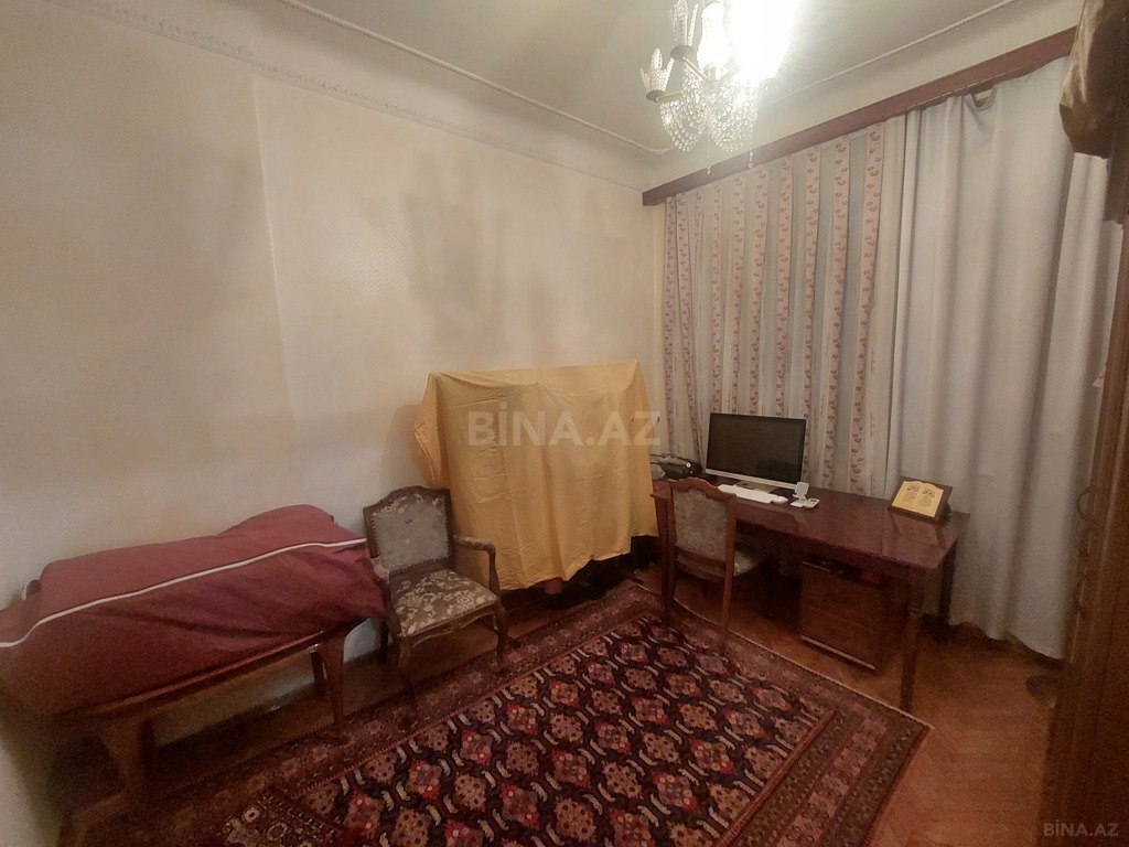 3 otaqlı köhnə tikili - 28 May m. - 75 m² (13)