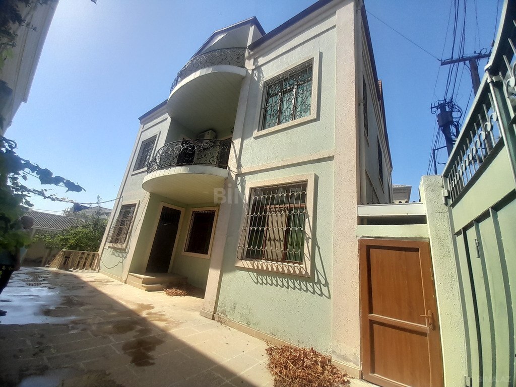 5 otaqlı həyət evi/bağ evi - Bakıxanov q. - 280 m² (1)