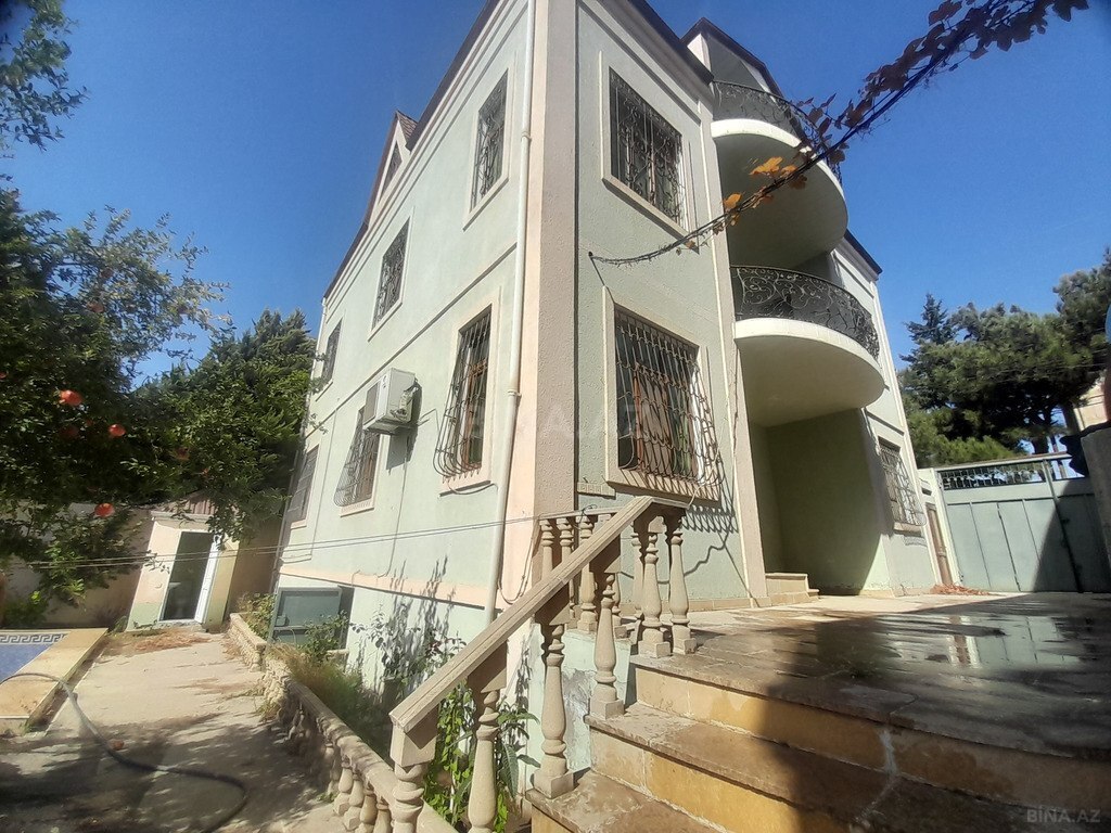 5 otaqlı həyət evi/bağ evi - Bakıxanov q. - 280 m² (2)