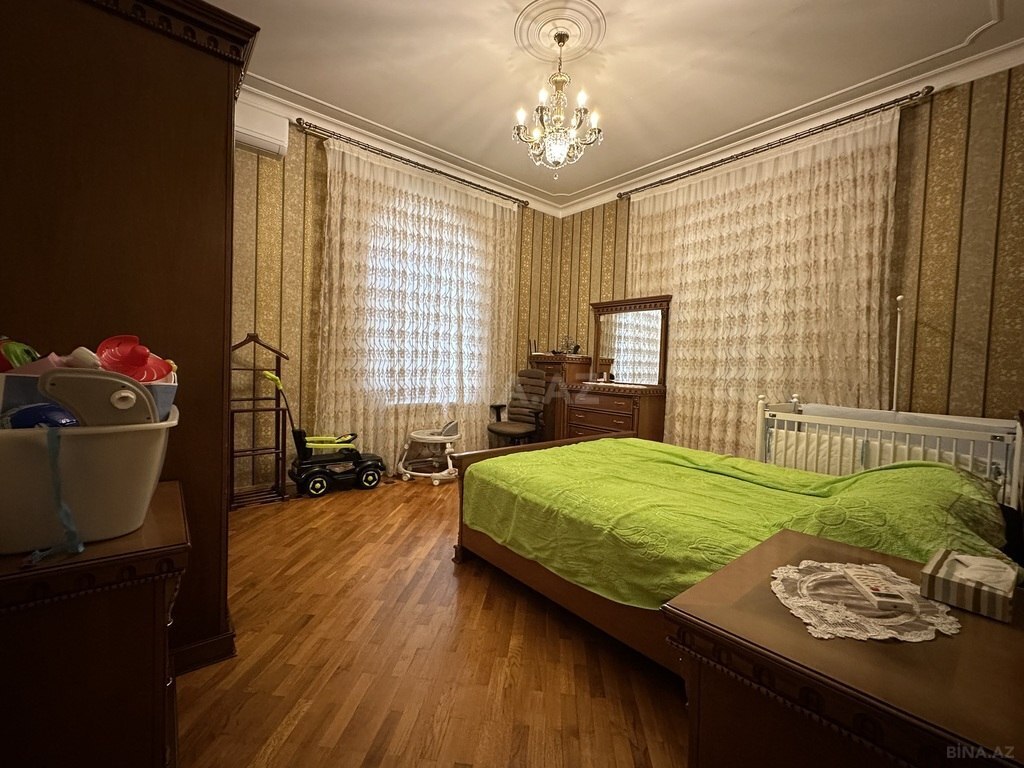 5 otaqlı həyət evi/bağ evi - Neftçilər m. - 200 m² (22)