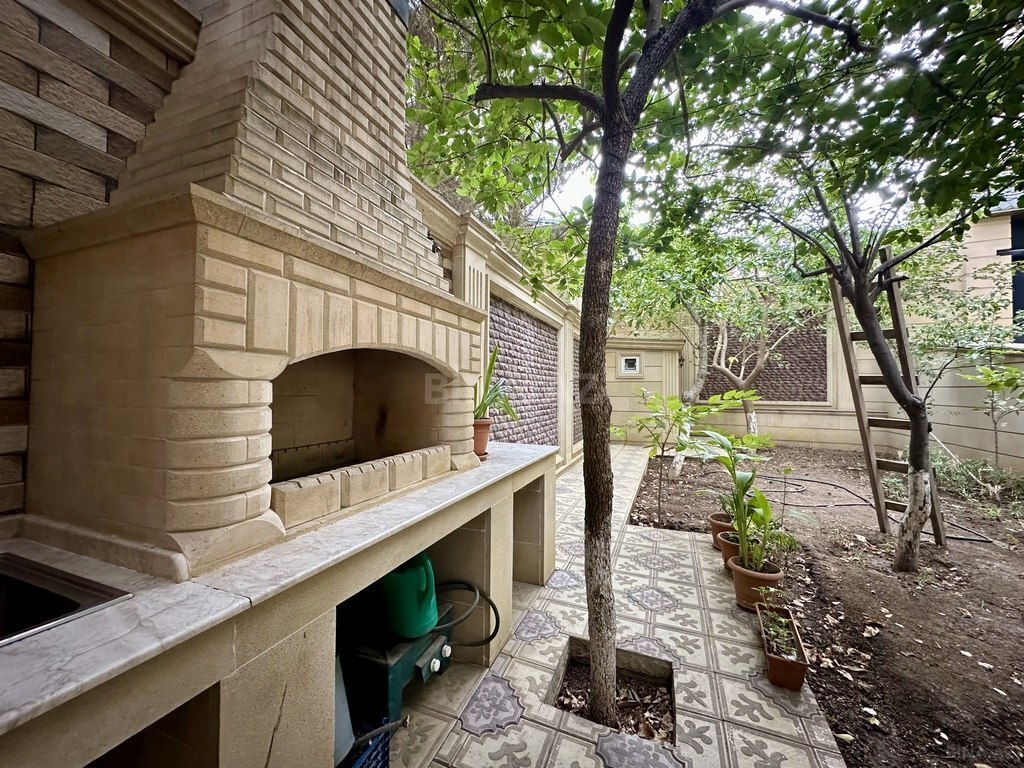 5 otaqlı həyət evi/bağ evi - Neftçilər m. - 200 m² (10)