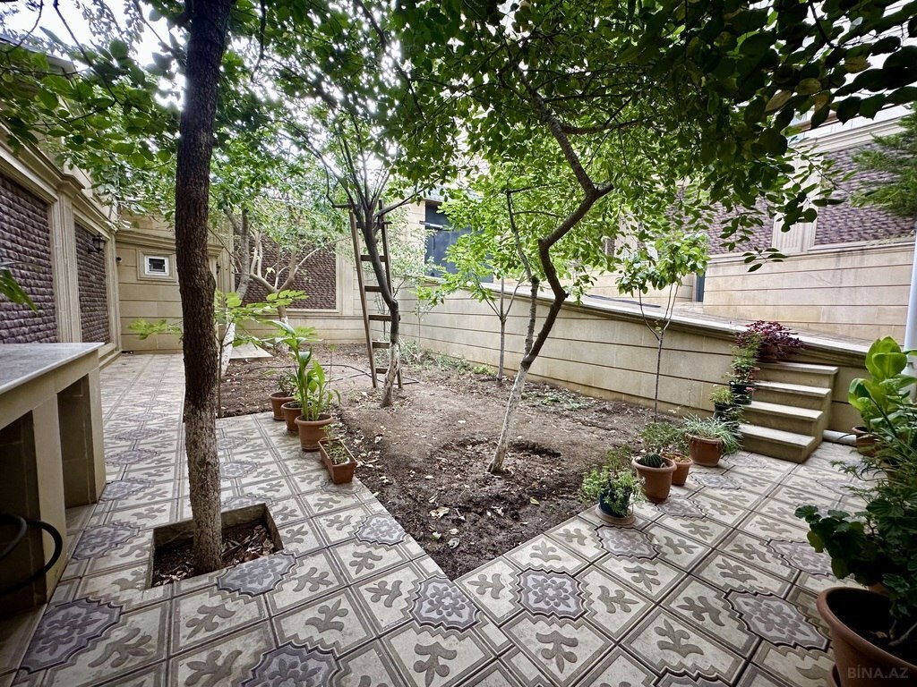 5 otaqlı həyət evi/bağ evi - Neftçilər m. - 200 m² (12)