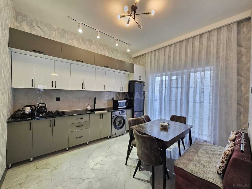 4 otaqlı həyət evi/bağ evi - Şüvəlan q. - 150 m² (24)