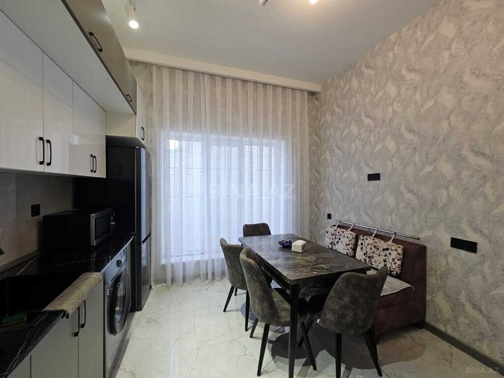 4 otaqlı həyət evi/bağ evi - Şüvəlan q. - 150 m² (23)