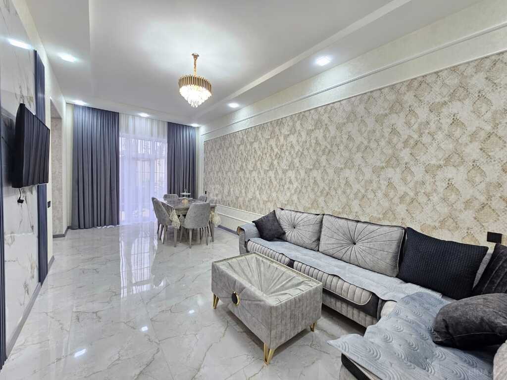 4 otaqlı həyət evi/bağ evi - Şüvəlan q. - 150 m² (22)