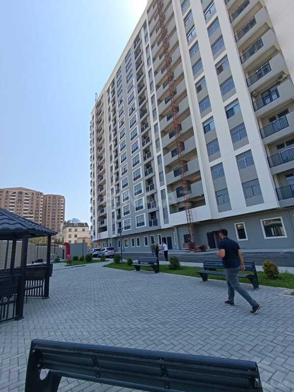4 otaqlı yeni tikili - 28 May m. - 176 m² (1)