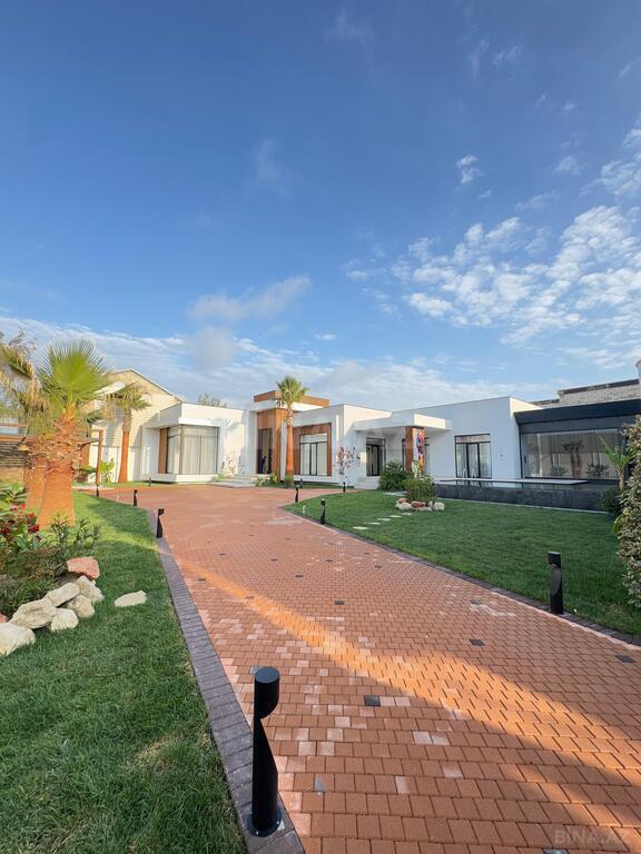 5 otaqlı həyət evi/bağ evi - Mərdəkan q. - 350 m² (16)
