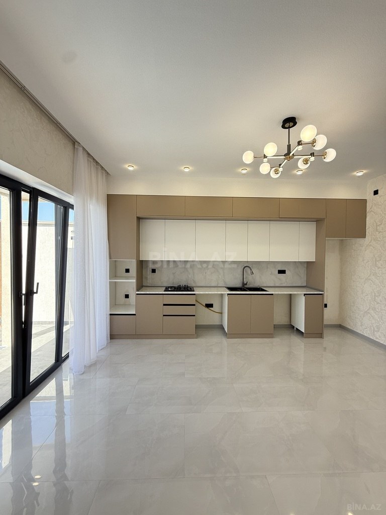 4 otaqlı həyət evi/bağ evi - Şüvəlan q. - 140 m² (22)