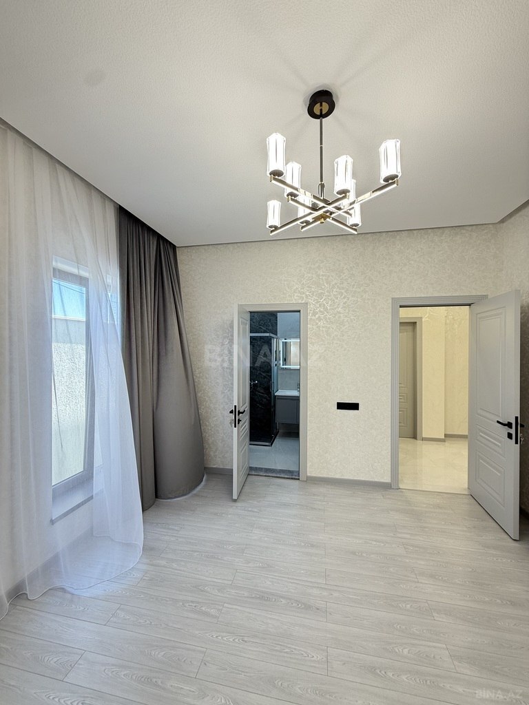 4 otaqlı həyət evi/bağ evi - Şüvəlan q. - 140 m² (28)