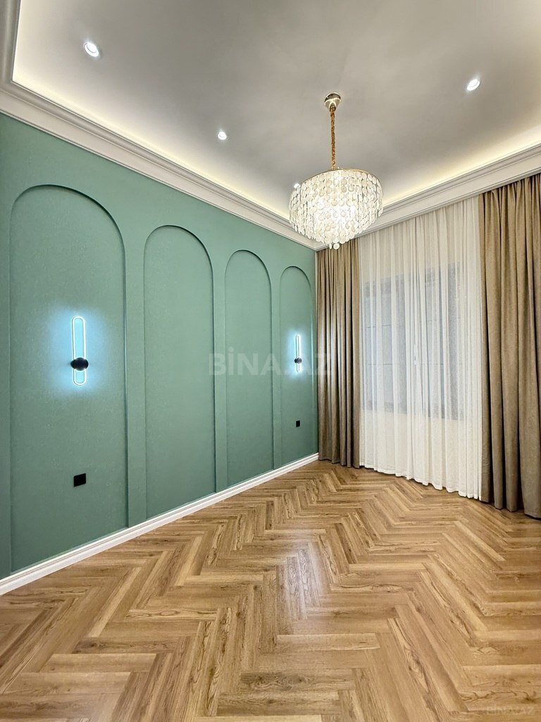 4 otaqlı həyət evi/bağ evi - Şüvəlan q. - 200 m² (27)