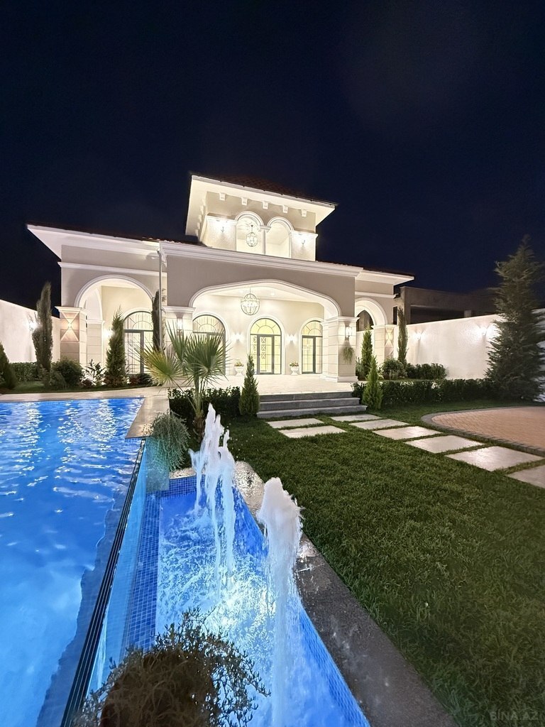 4 otaqlı həyət evi/bağ evi - Şüvəlan q. - 200 m² (1)