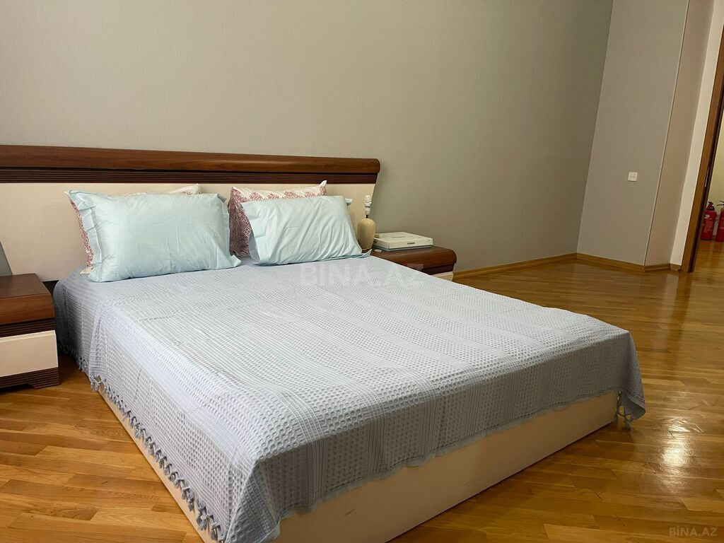 4 otaqlı köhnə tikili - İçəri Şəhər m. - 200 m² (16)