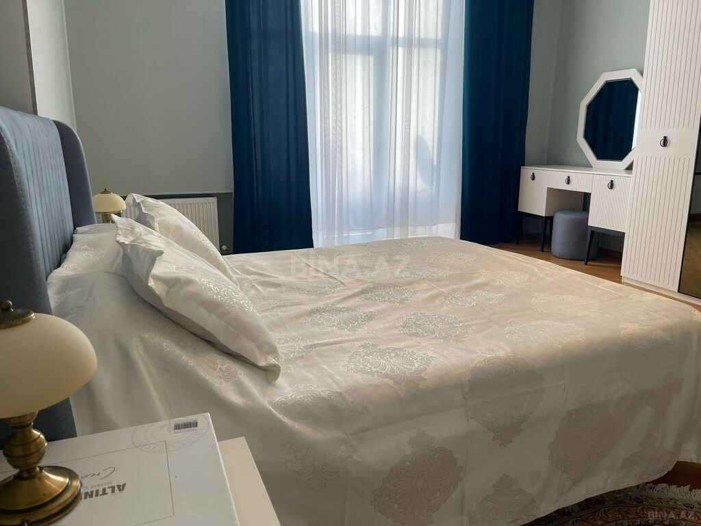 4 otaqlı köhnə tikili - İçəri Şəhər m. - 200 m² (15)