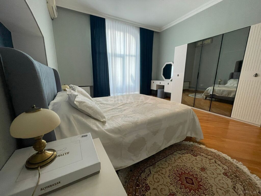 4 otaqlı köhnə tikili - İçəri Şəhər m. - 200 m² (10)