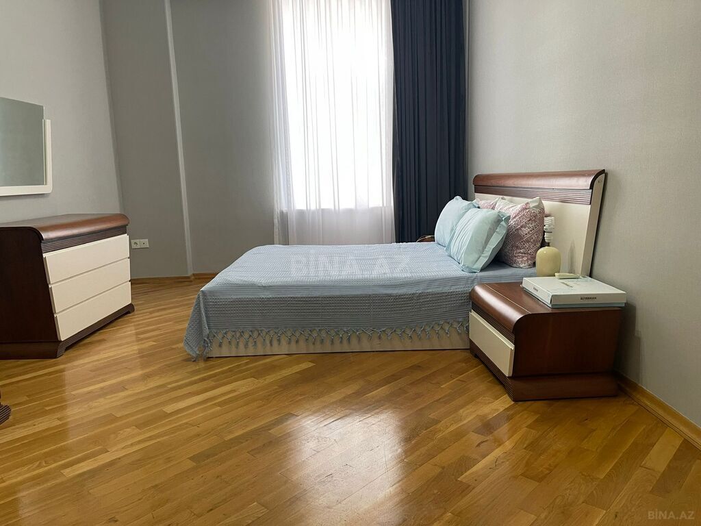 4 otaqlı köhnə tikili - İçəri Şəhər m. - 200 m² (20)