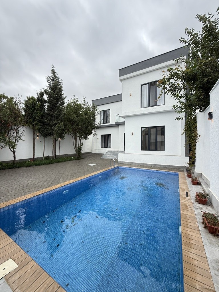 4 otaqlı həyət evi/bağ evi - Mərdəkan q. - 170 m² (1)
