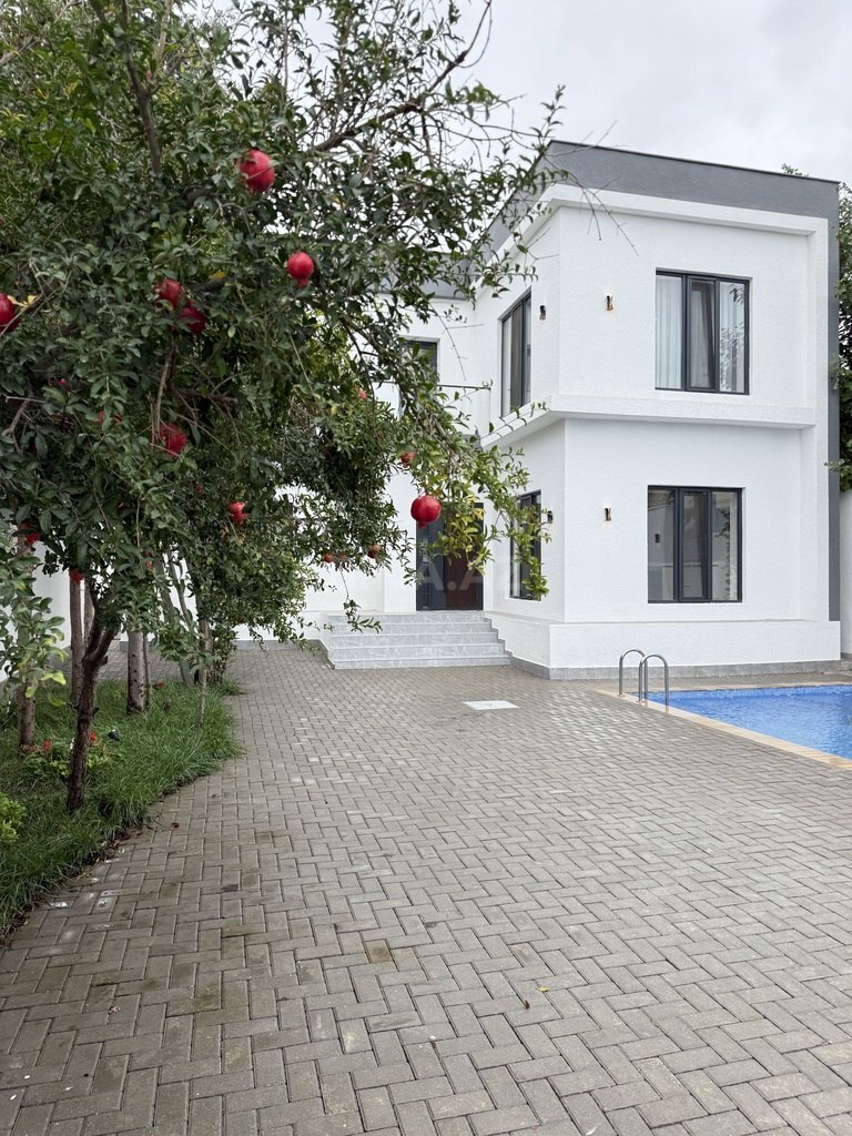4 otaqlı həyət evi/bağ evi - Mərdəkan q. - 170 m² (2)