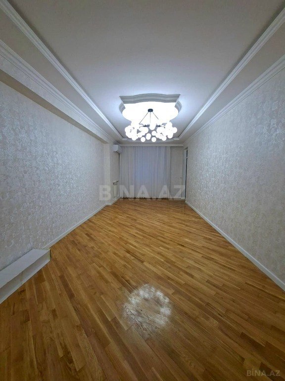 4 otaqlı yeni tikili - İnşaatçılar m. - 155 m² (3)