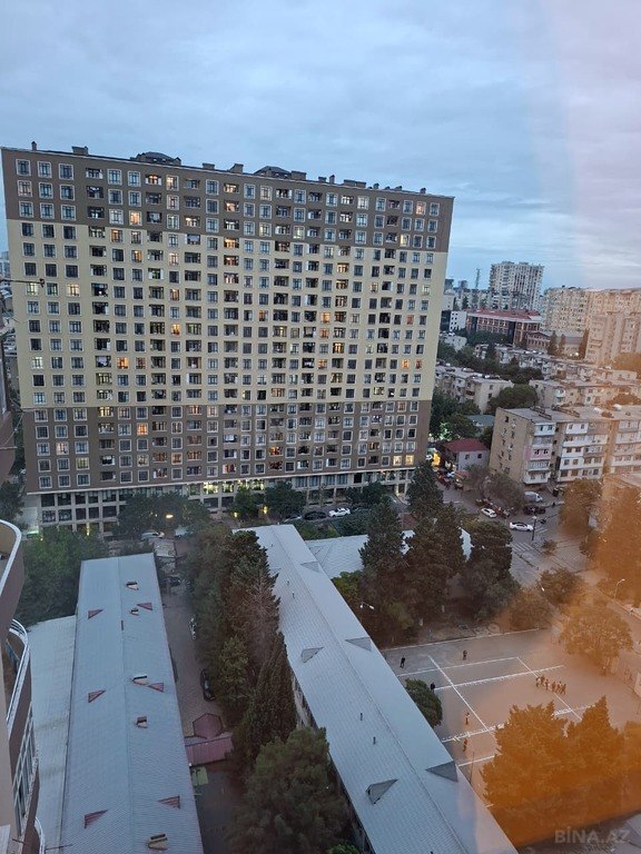 4 otaqlı yeni tikili - İnşaatçılar m. - 155 m² (24)
