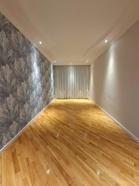 4 otaqlı yeni tikili - İnşaatçılar m. - 155 m² (10)