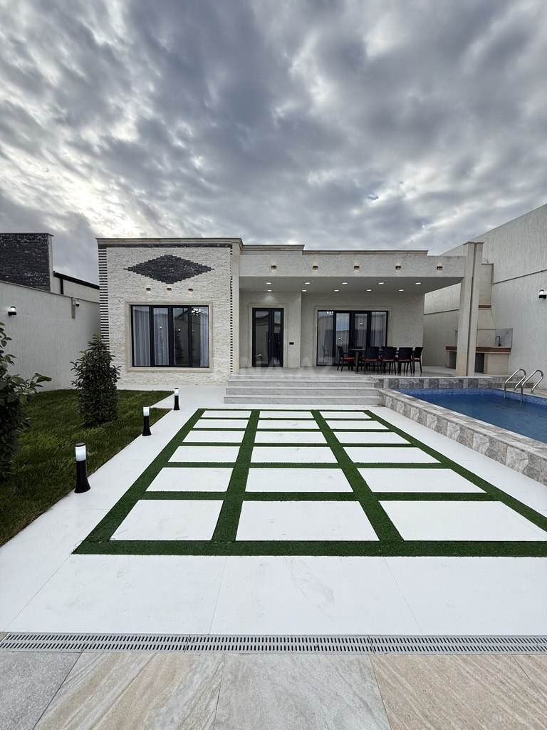 4 otaqlı həyət evi/bağ evi - Şüvəlan q. - 170 m² (11)