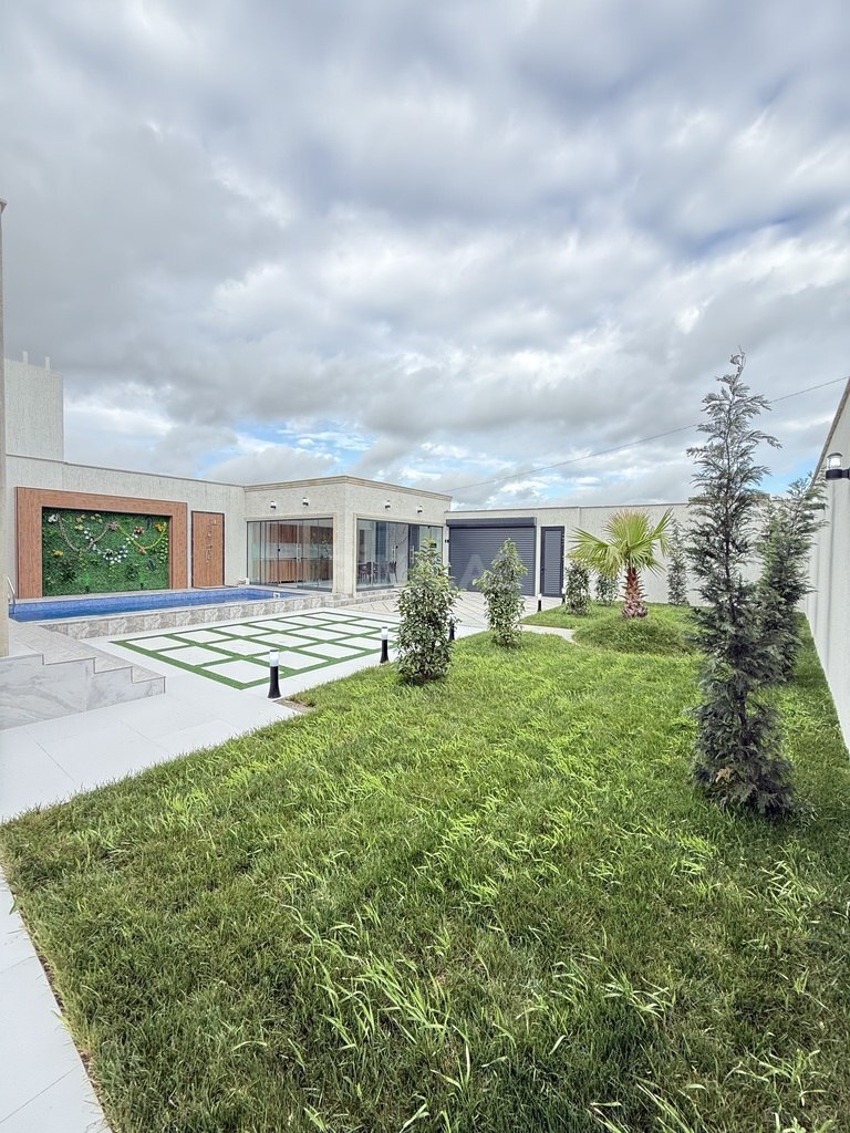 4 otaqlı həyət evi/bağ evi - Şüvəlan q. - 170 m² (2)