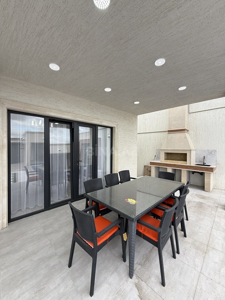 4 otaqlı həyət evi/bağ evi - Şüvəlan q. - 170 m² (14)