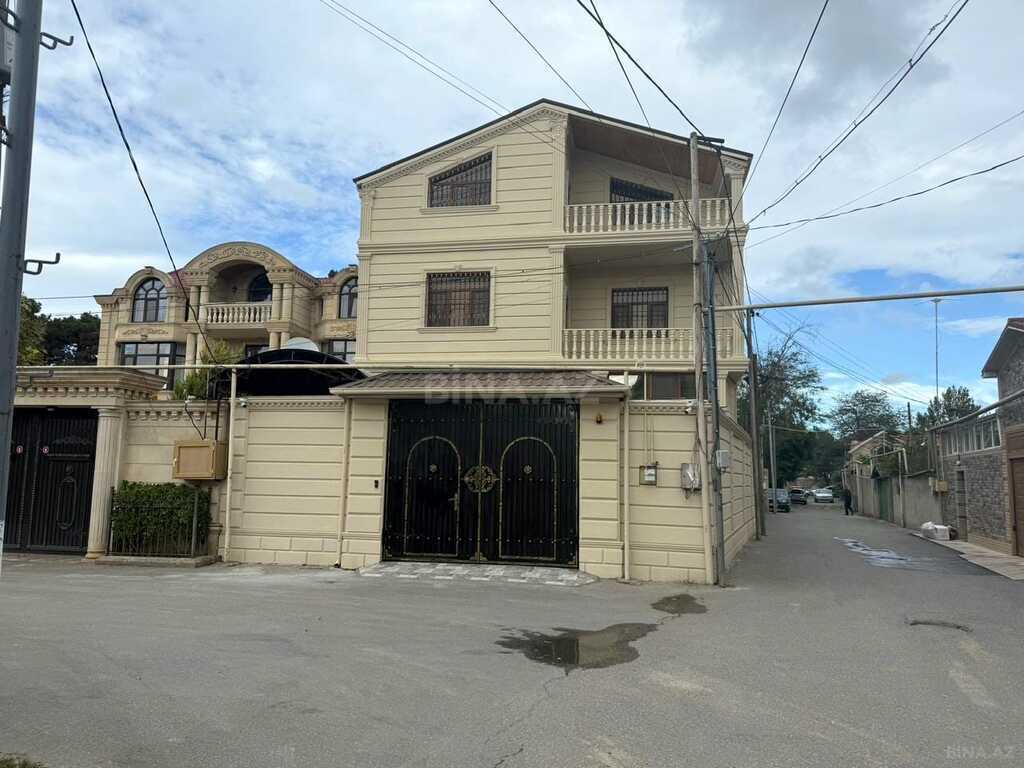 4 otaqlı həyət evi/bağ evi - Bakıxanov q. - 255 m² (1)