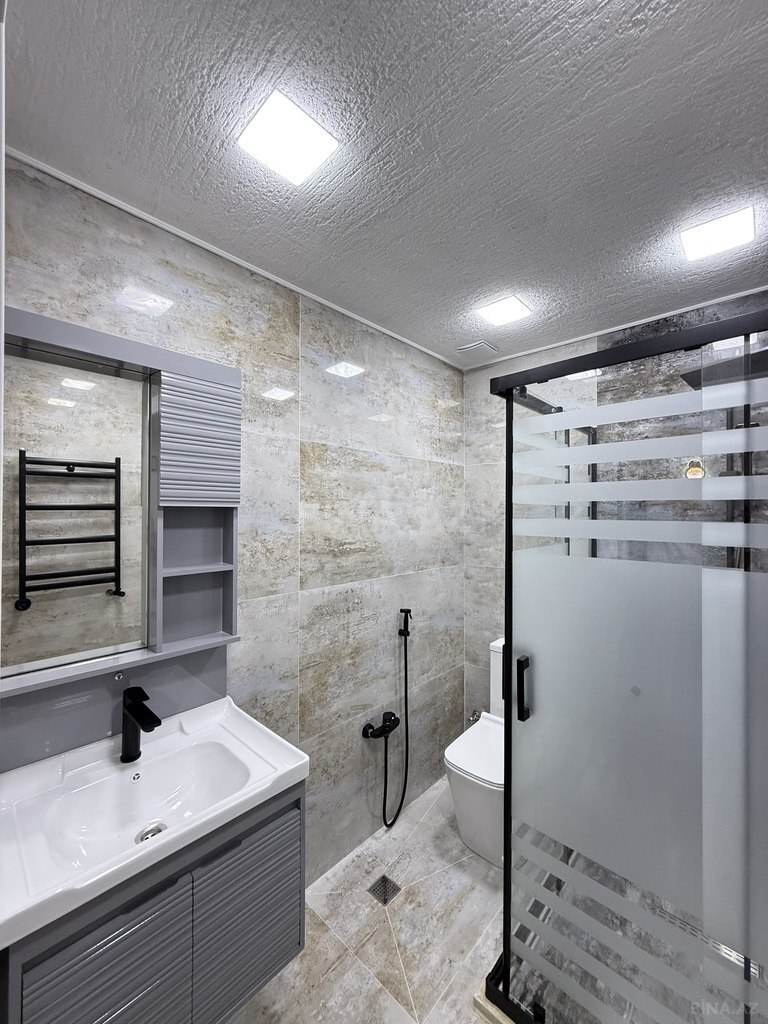 4 otaqlı həyət evi/bağ evi - Şüvəlan q. - 155 m² (15)