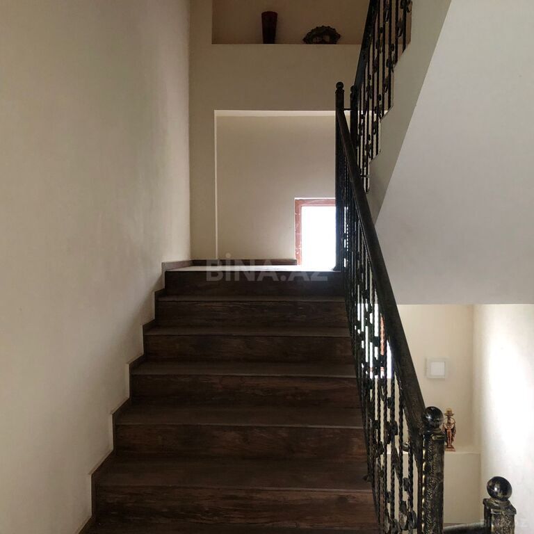 7 otaqlı həyət evi/bağ evi - Xızı - 360 m² (14)