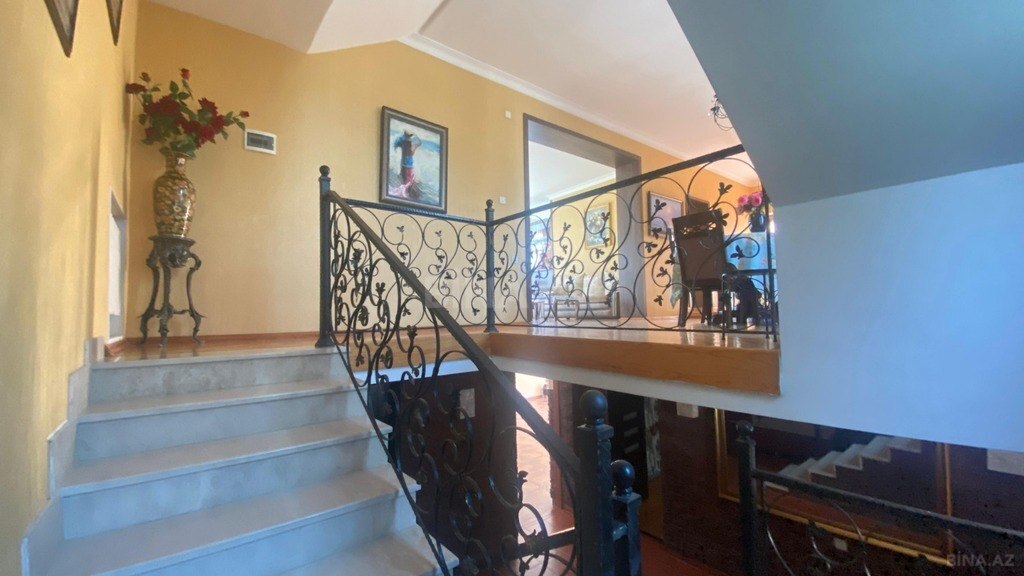 6-комн. дом/дача - пос. Бадамдар - 600 м² (28)