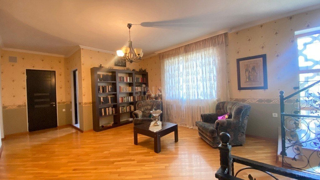 6-комн. дом/дача - пос. Бадамдар - 600 м² (15)