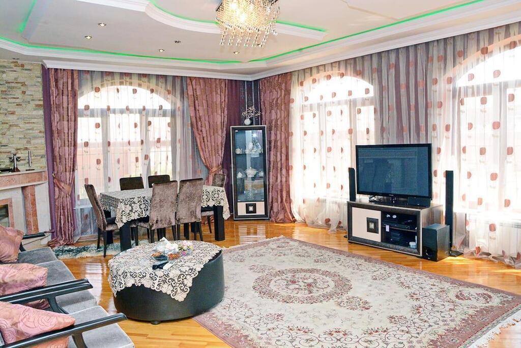 6 otaqlı həyət evi/bağ evi - Saray q. - 300 m² (17)