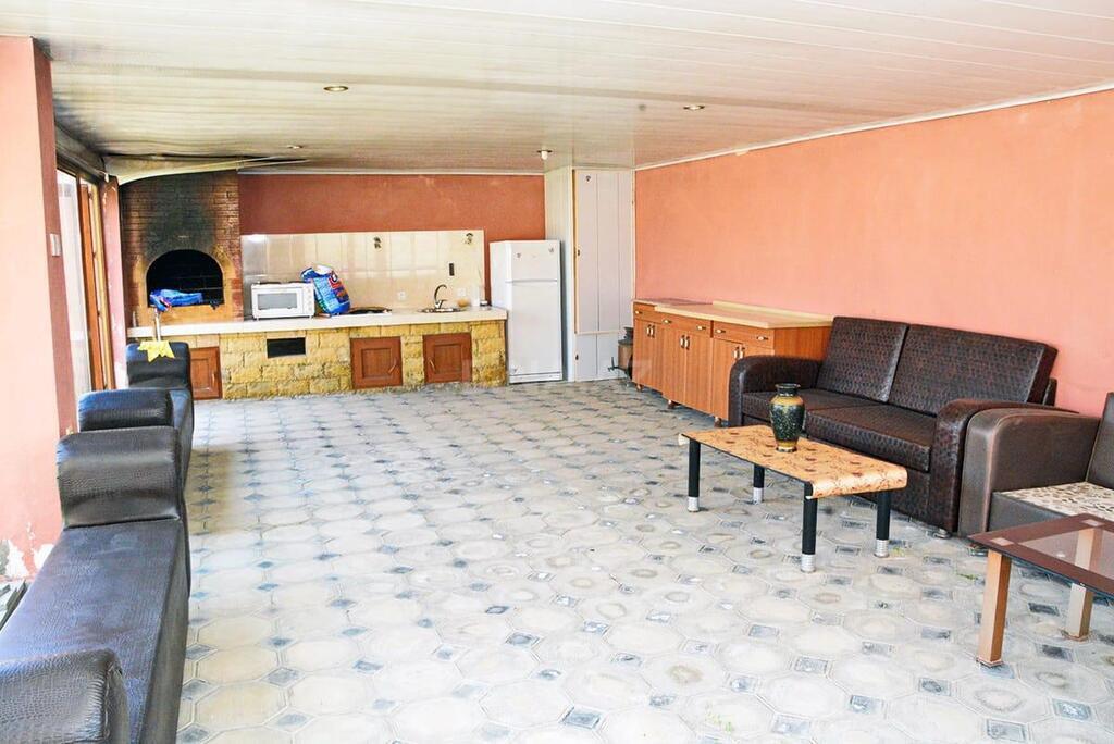 6 otaqlı həyət evi/bağ evi - Saray q. - 300 m² (10)