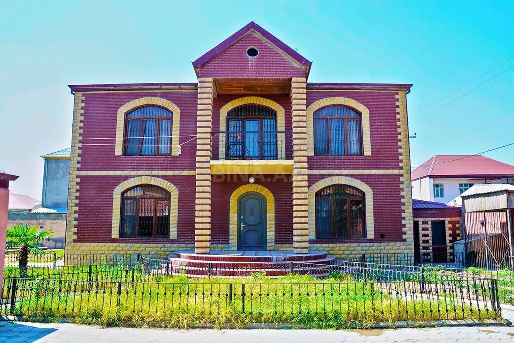 6 otaqlı həyət evi/bağ evi - Saray q. - 300 m² (1)
