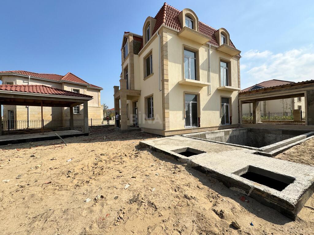 10-комн. дом/дача - пос. Sea Breeze - 500 м² (1)