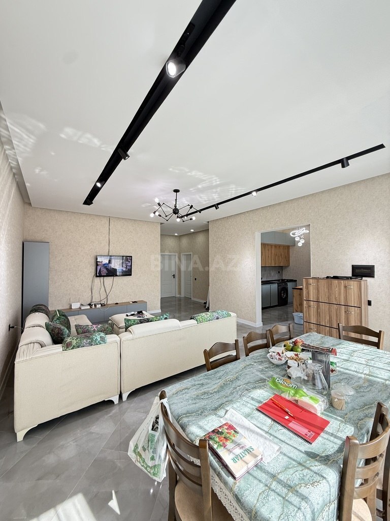 4 otaqlı həyət evi/bağ evi - Şüvəlan q. - 130 m² (7)