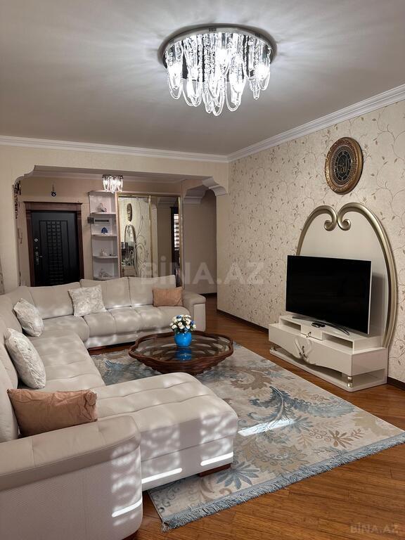 3 otaqlı yeni tikili - İnşaatçılar m. - 135.8 m² (1)